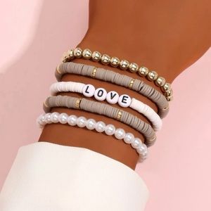 Love Collection Bracelet Set